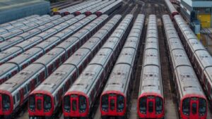 London tube strikes suspended after last-minute talks between TfL and RMT