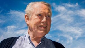 Billionaire Chuck Feeney secretly gave away his $8 billion and died with nothing left