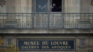 Jewellery likely to be worth €4m stolen from French museum, probe on