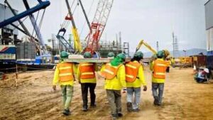 Uae Midday Break Programme: UAE announces midday break rules for outdoor workers; employers face fines of up to Dh50,000 | World News