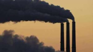 The US had just two 500-foot smokestacks in 1970 and more than 180 by 1985 to dilute local pollution; the taller stacks sent emissions farther downwind and helped spread acid rain