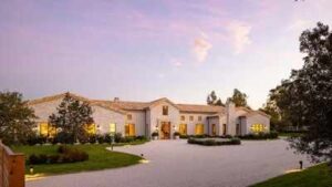 A California woman built a 10,363-sq-ft French-style mansion with centuries-old materials sourced from around the world; no one has lived in it, and it is now asking $29M