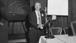 In 1925, a Kansas farm boy built his own telescope from scratch. Five years later, his homemade astronomy led him to discover Pluto﻿ |