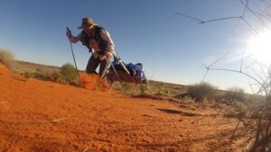 In 1984, Denis Bartell crossed Australia’s Simpson Desert alone; the 390-km trek took three weeks with no backup vehicles | World News