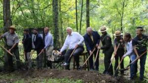 In 1906, five railroad bridges carried coal through West Virginia’s New River Gorge; 120 years later an $11.8 million project is rebuilding them for hikers