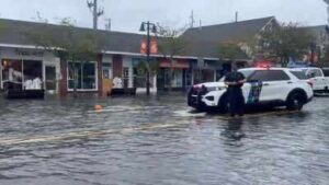 Powerful storm brings flooding, power cuts across northeastern US, 1 dead in New York