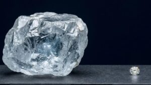 In 1905, a mine manager in South Africa pulled a 3,106-carat rough diamond from a mine wall; it became the Cullinan, cut into the 530-carat Great Star of Africa that now sits in the British royal sceptre